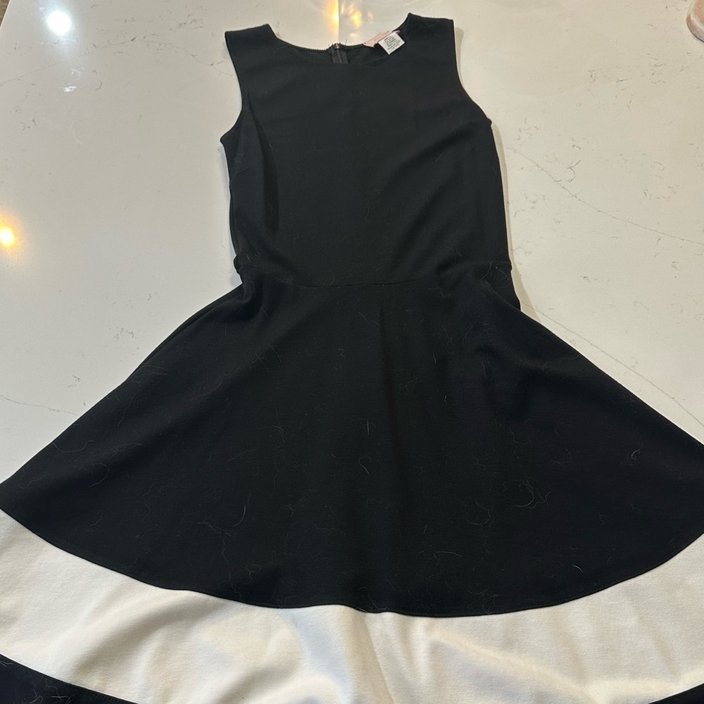 Crew Neck sleeveless stripe dress